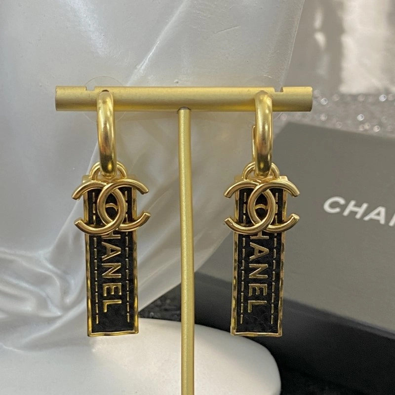 Chanel Earrings Youthful 219360