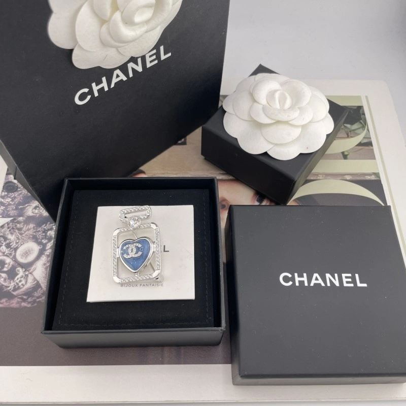 Chanel Earrings Tailored 219341