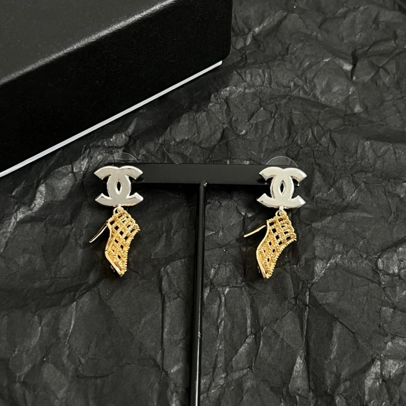 Seasonal Chanel Earrings 219361