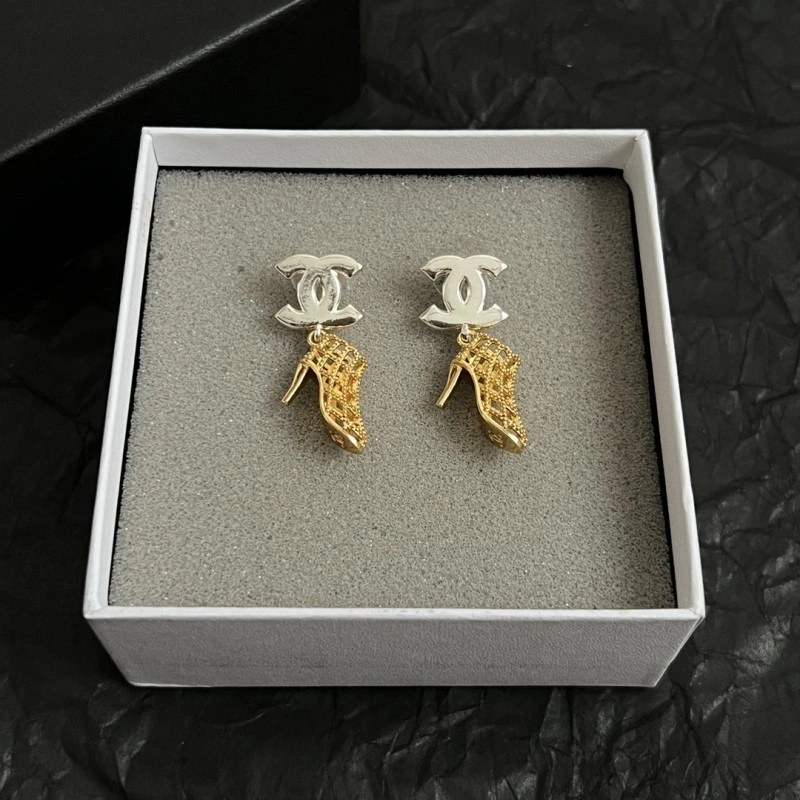 Seasonal Chanel Earrings 219361