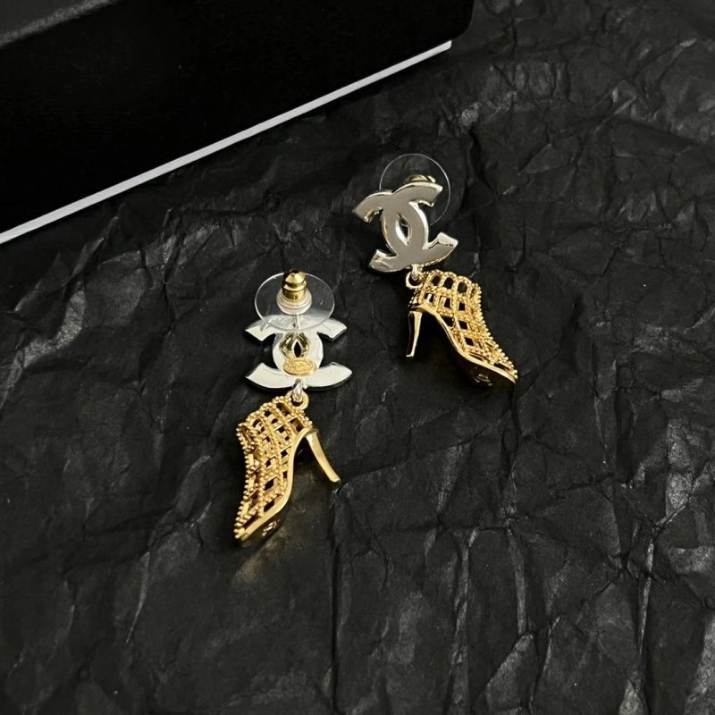 Seasonal Chanel Earrings 219361