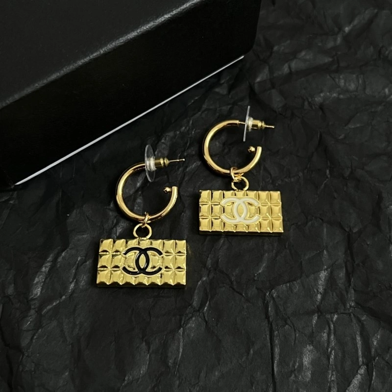 Flexible Chanel Earrings 219339