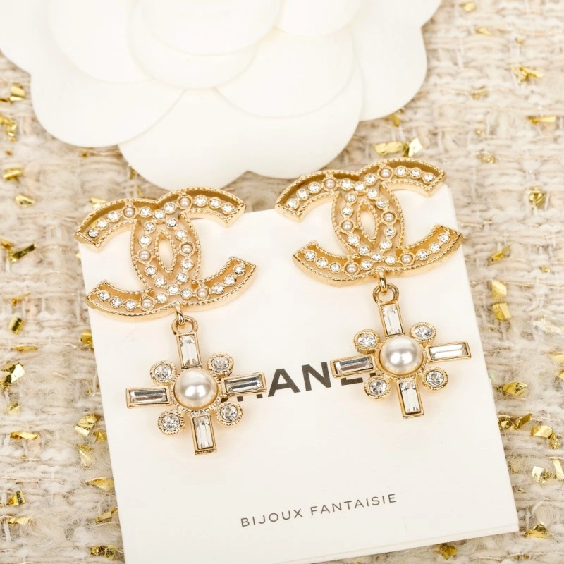 Popular Chanel Earrings 219337