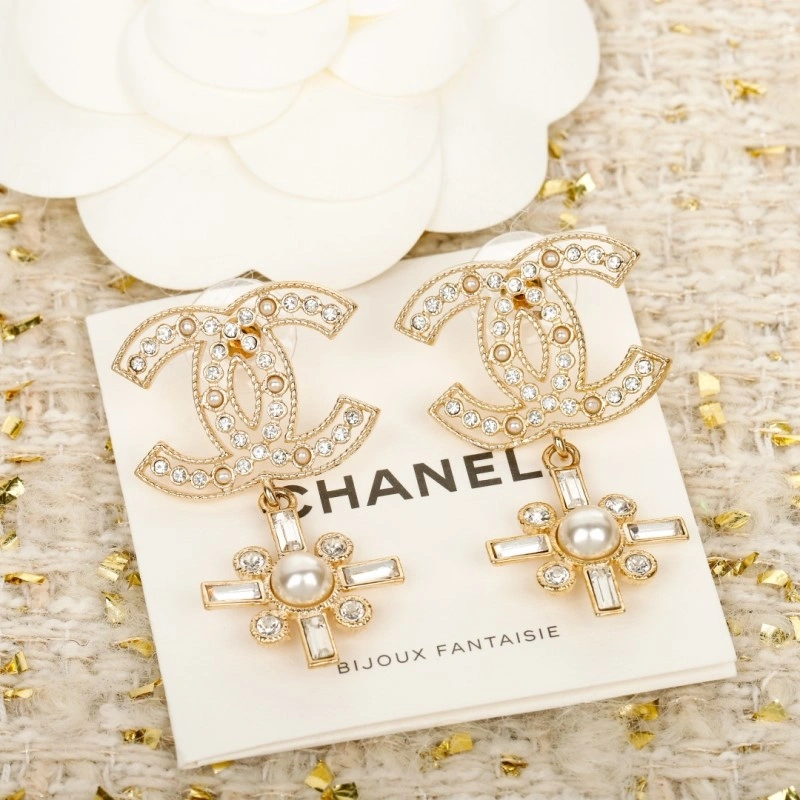 Popular Chanel Earrings 219337
