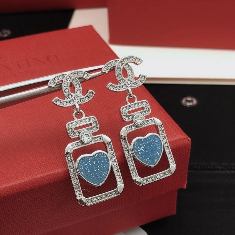 Comfortable Chanel Earrings 219333