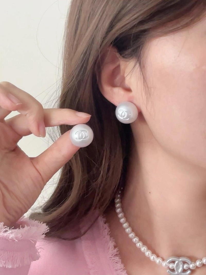 SmartChoice Chanel Earrings 219370