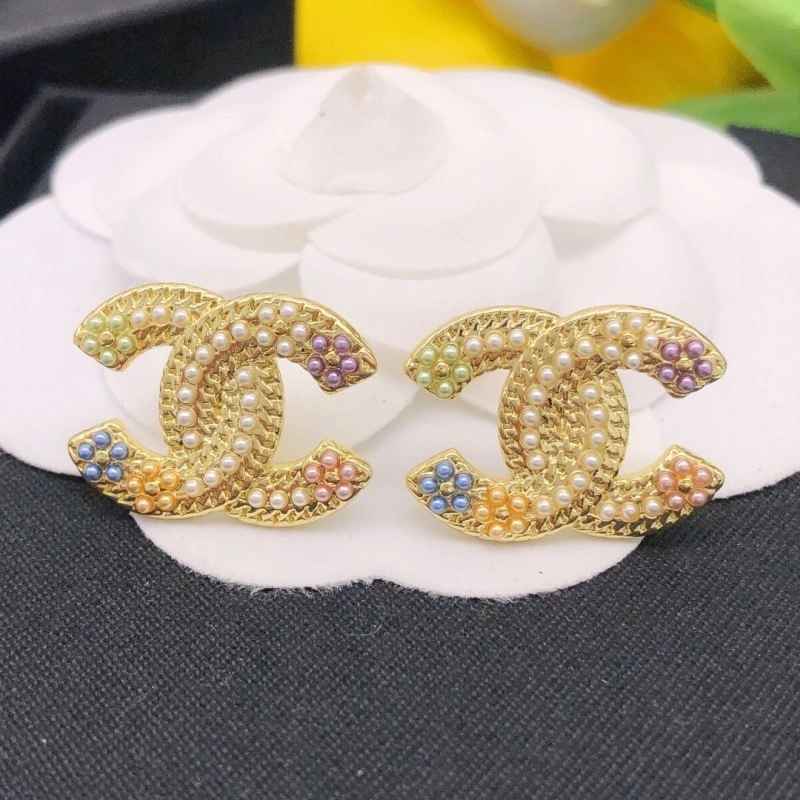 Chanel Earrings Elegant 219340