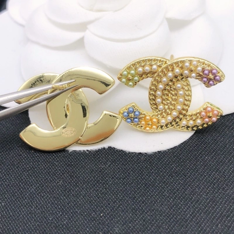 Chanel Earrings Elegant 219340