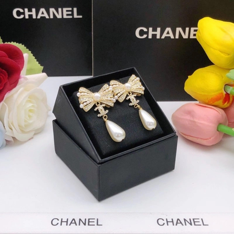 Chanel Earrings Affordable 219331