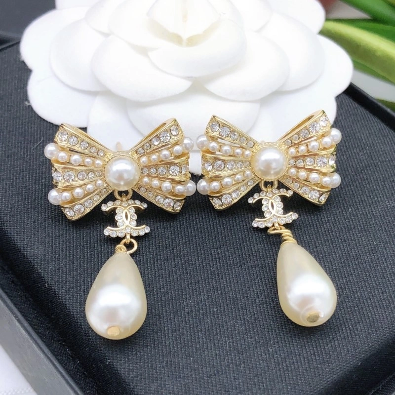 Chanel Earrings Affordable 219331