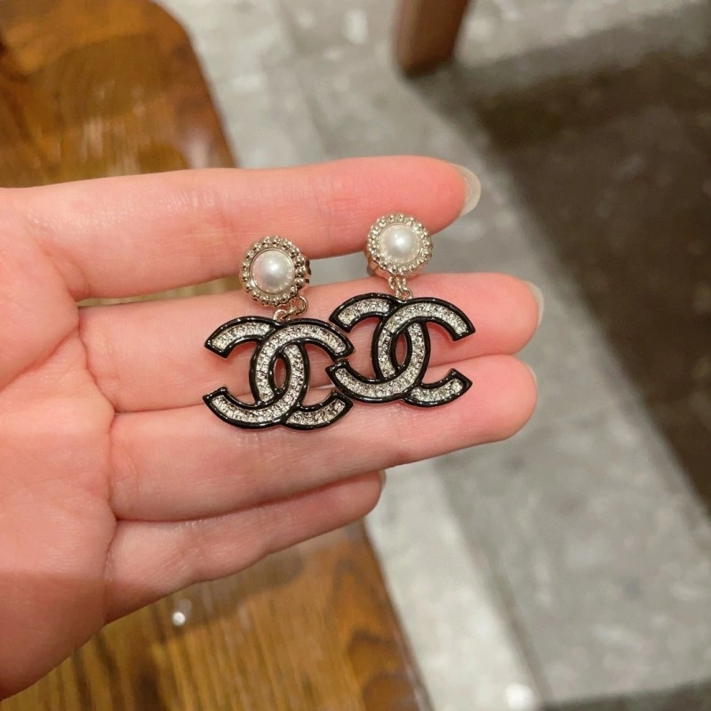 Affordable Chanel Earrings 219314