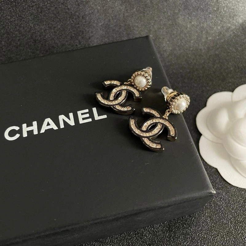 Affordable Chanel Earrings 219314