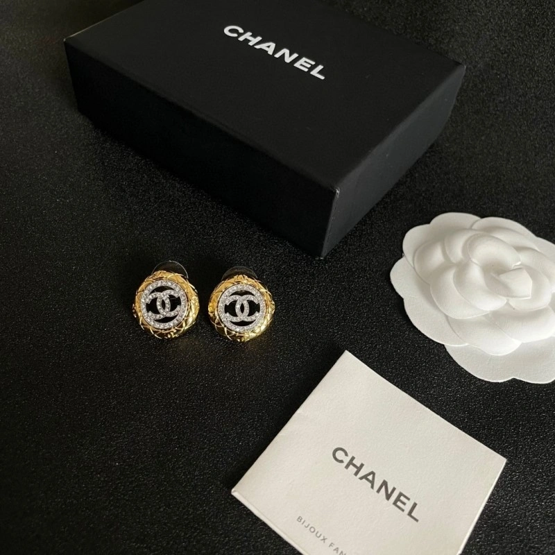 Breathable Chanel Earrings 219313