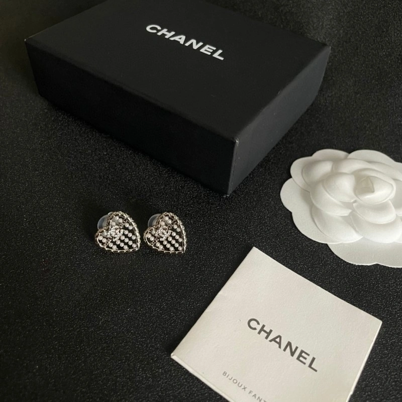 TechFriendly Chanel Earrings 219321