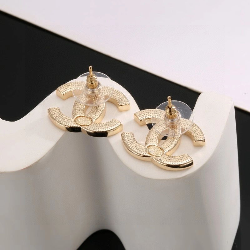Chic Chanel Earrings 219302