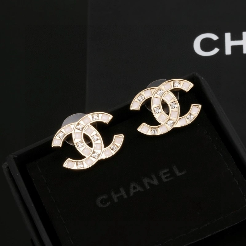 Chic Chanel Earrings 219302