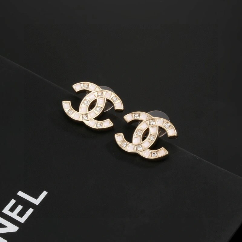 Chic Chanel Earrings 219302