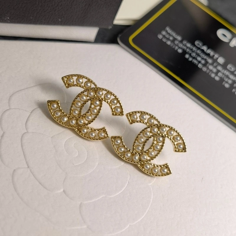 Popular Chanel Earrings 219300