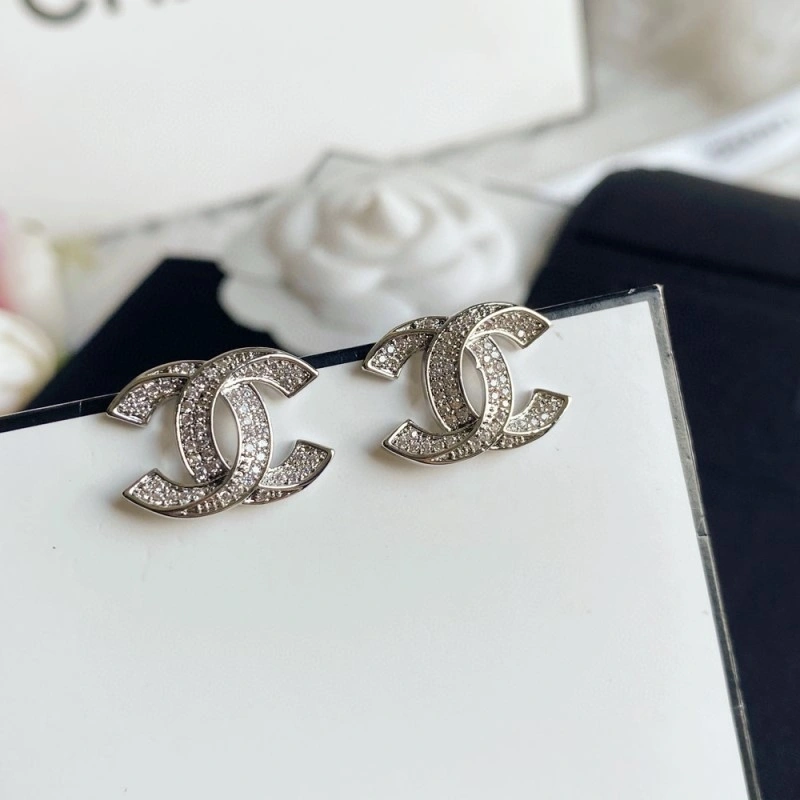 Trendsetting Chanel Earrings 219327