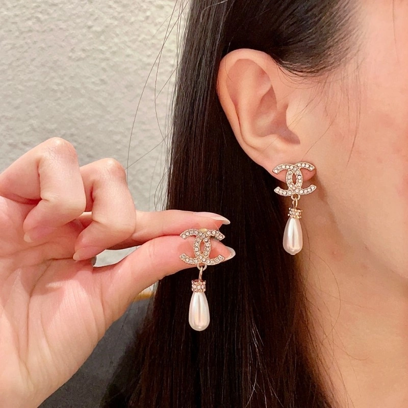 Chanel Earrings MoistureWicking 219270