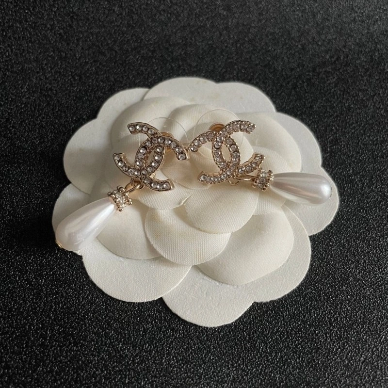 Chanel Earrings MoistureWicking 219270