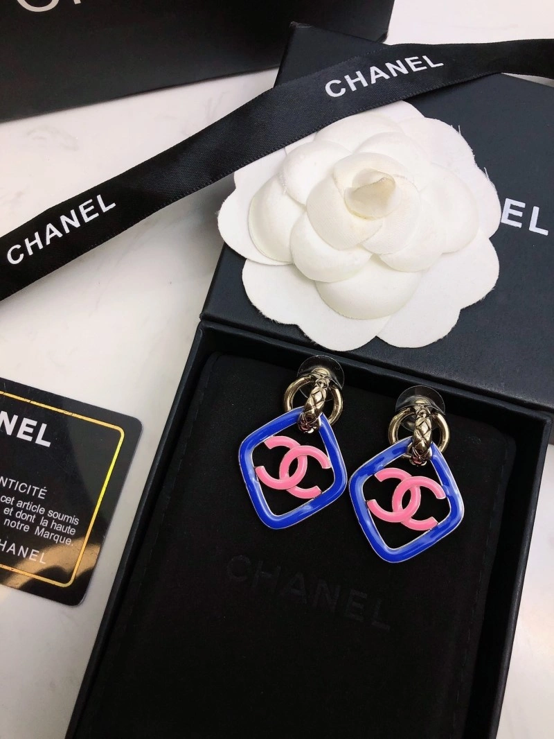 Chanel Earrings EasyMatch 219282