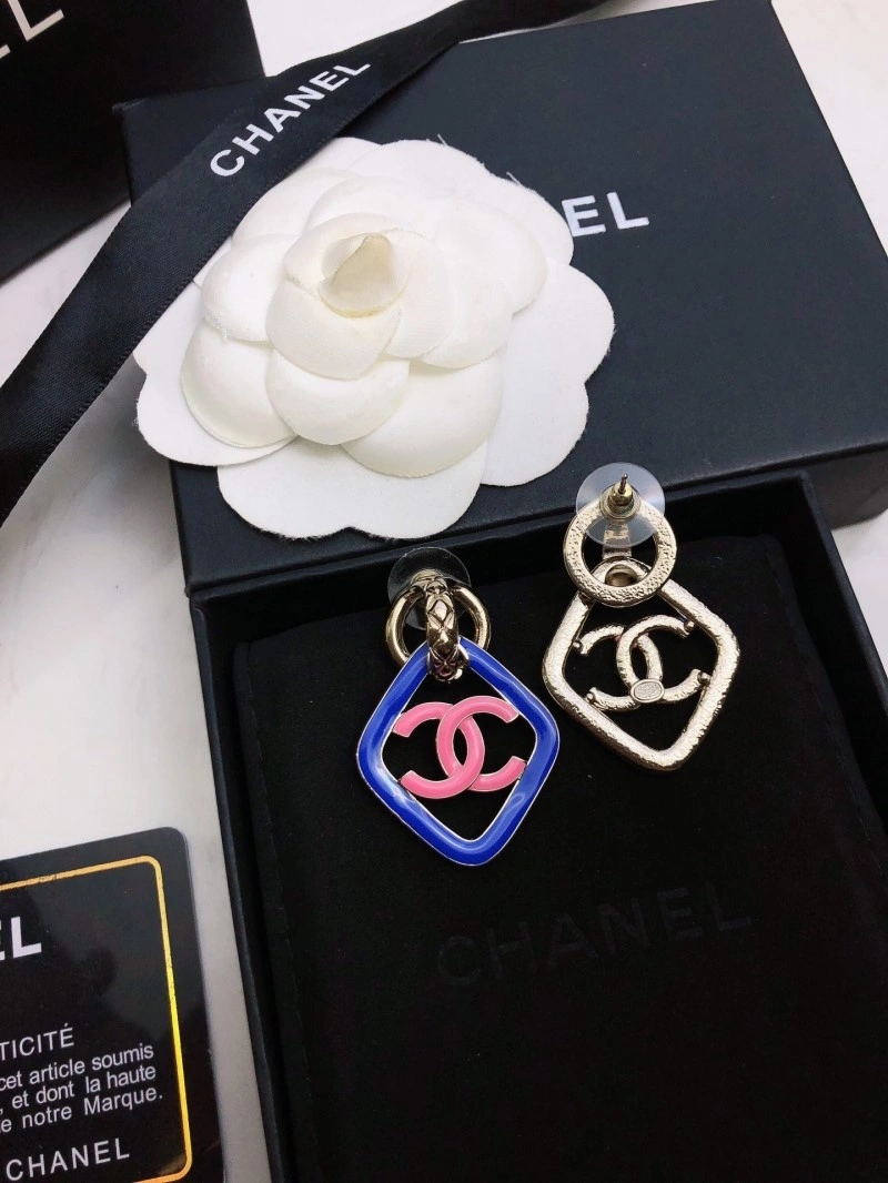 Chanel Earrings EasyMatch 219282