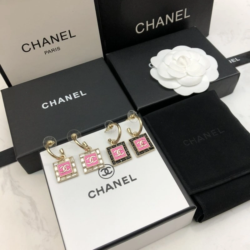 Chanel Earrings EyeCatching 219272