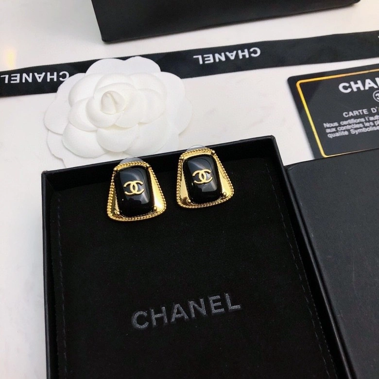 Chanel Earrings Vibrant 219264