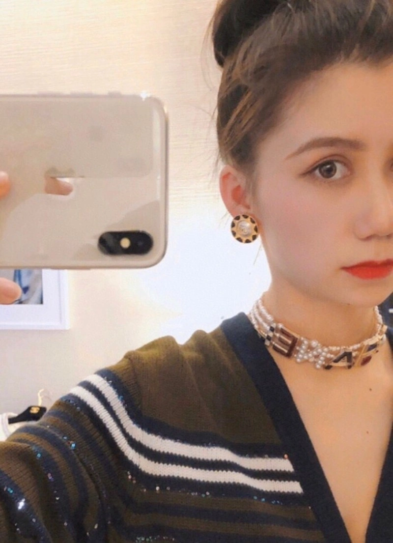 Chic Chanel Earrings 219255