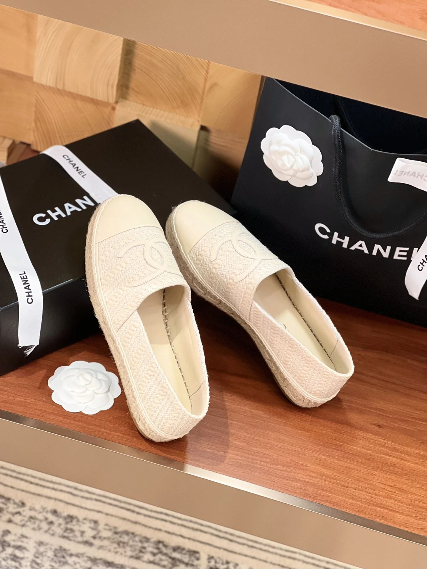 Chanel Fishermans Shoes WrinkleFree 18485