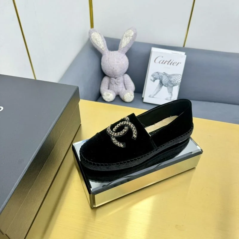 Chanel Fishermans Shoes Unisex 19330
