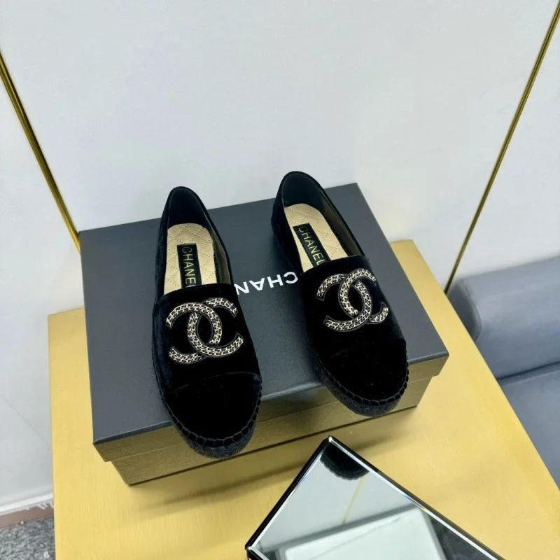 Chanel Fishermans Shoes Unisex 19330