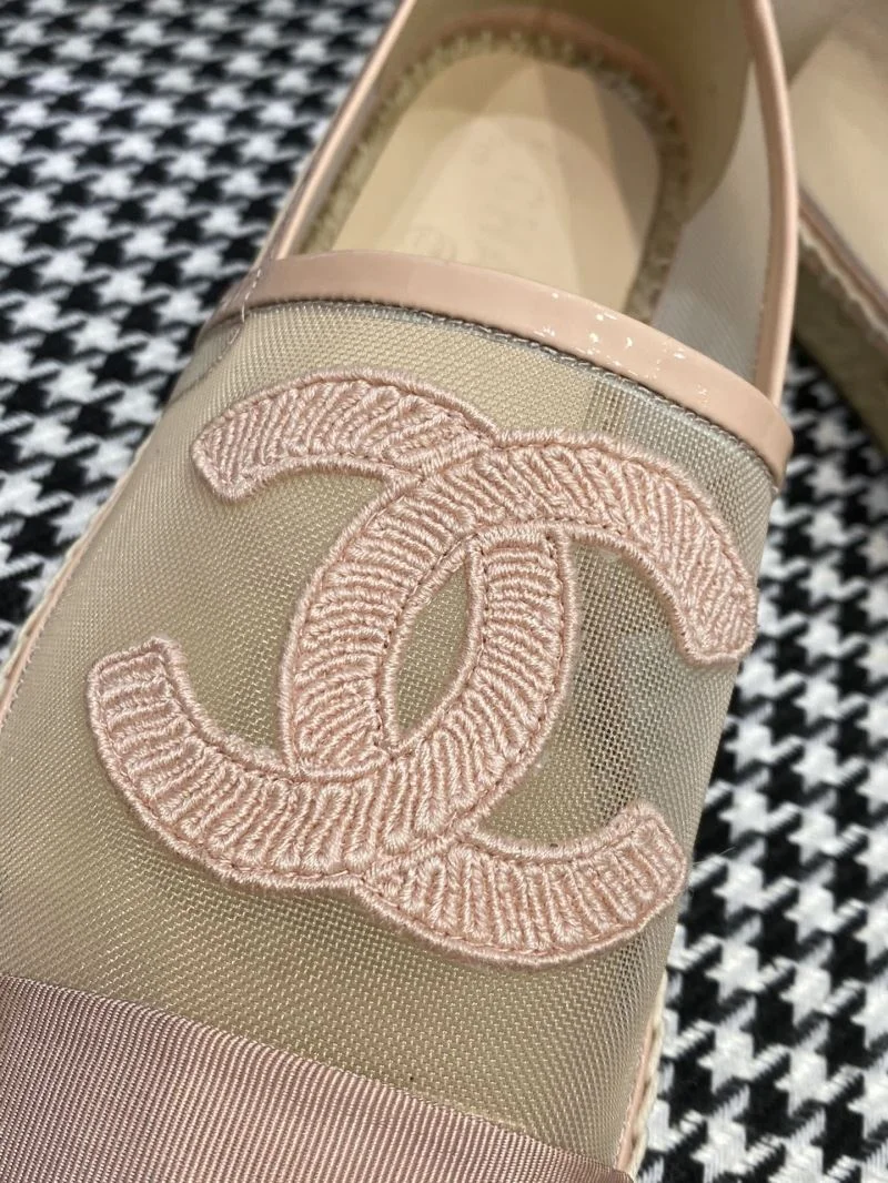 Compact Chanel Fishermans Shoes 18328