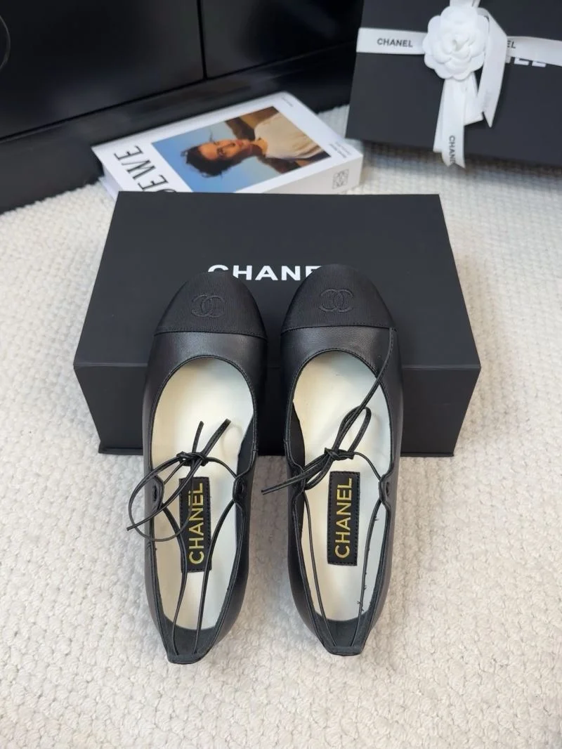 HighPerformance Chanel Flat Shoes 19331