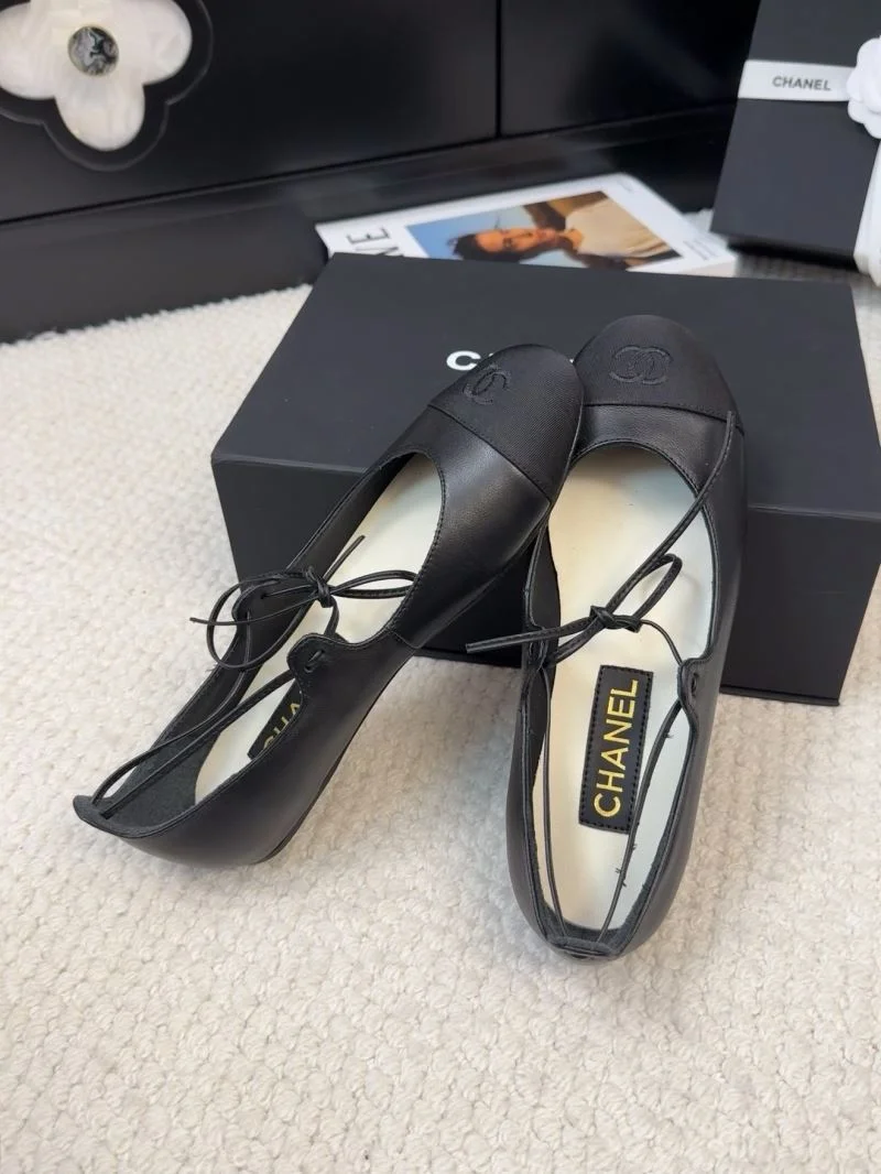 HighPerformance Chanel Flat Shoes 19331