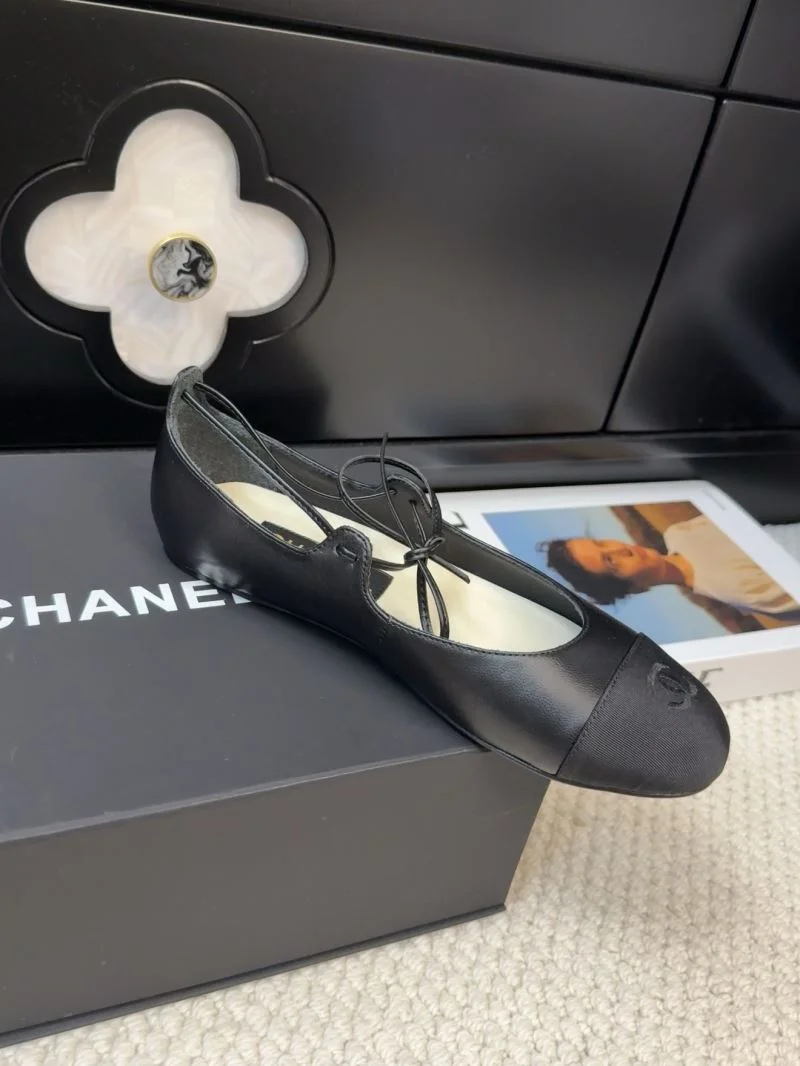 HighPerformance Chanel Flat Shoes 19331