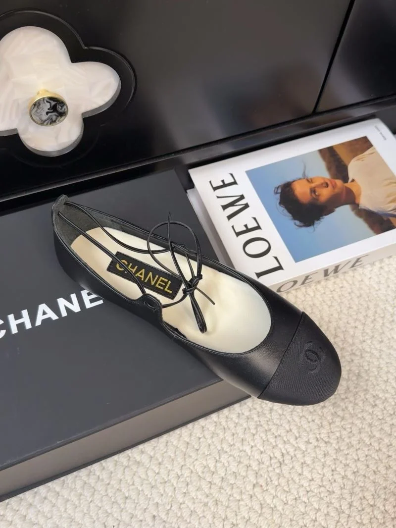 HighPerformance Chanel Flat Shoes 19331