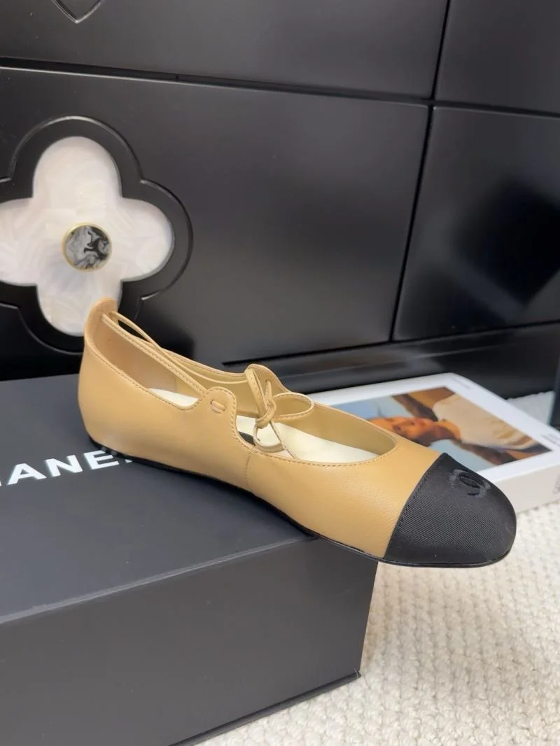 Chanel Flat Shoes Tailored 19324
