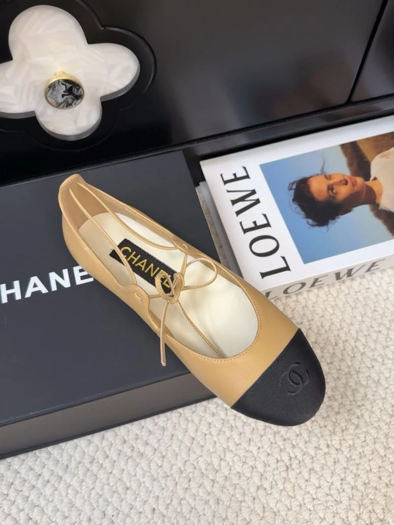 Chanel Flat Shoes Tailored 19324