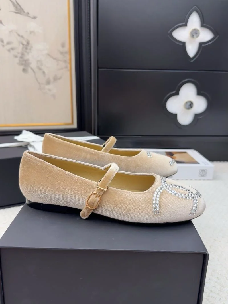 Tailored Chanel Flat Shoes 19397