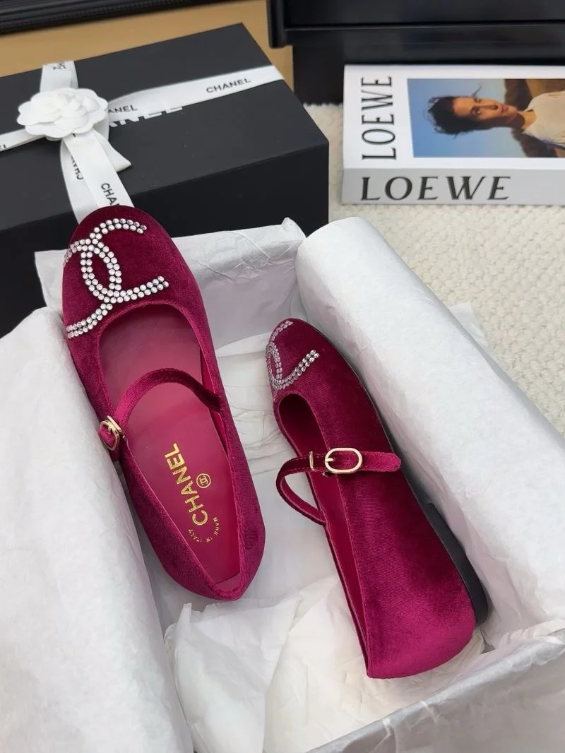 Chanel Flat Shoes Versatile 19323