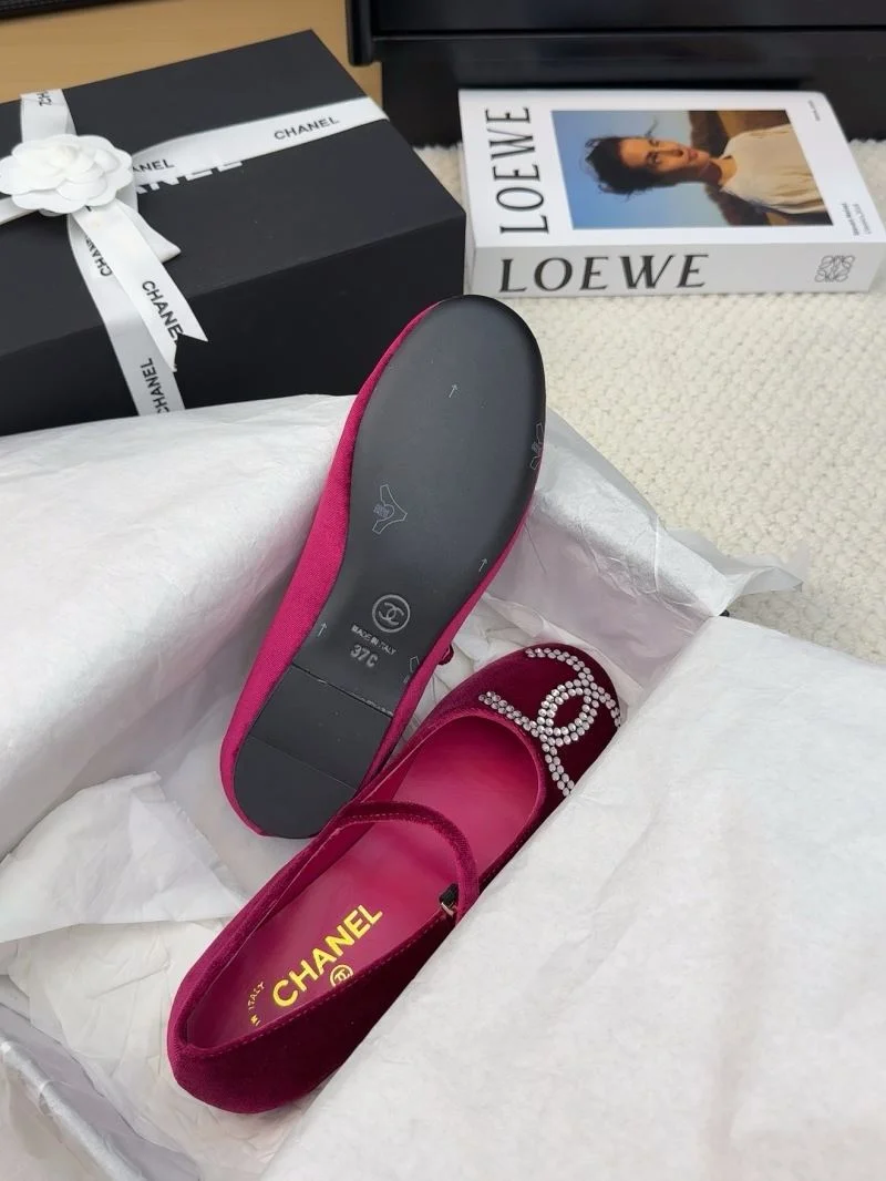 Chanel Flat Shoes Versatile 19323