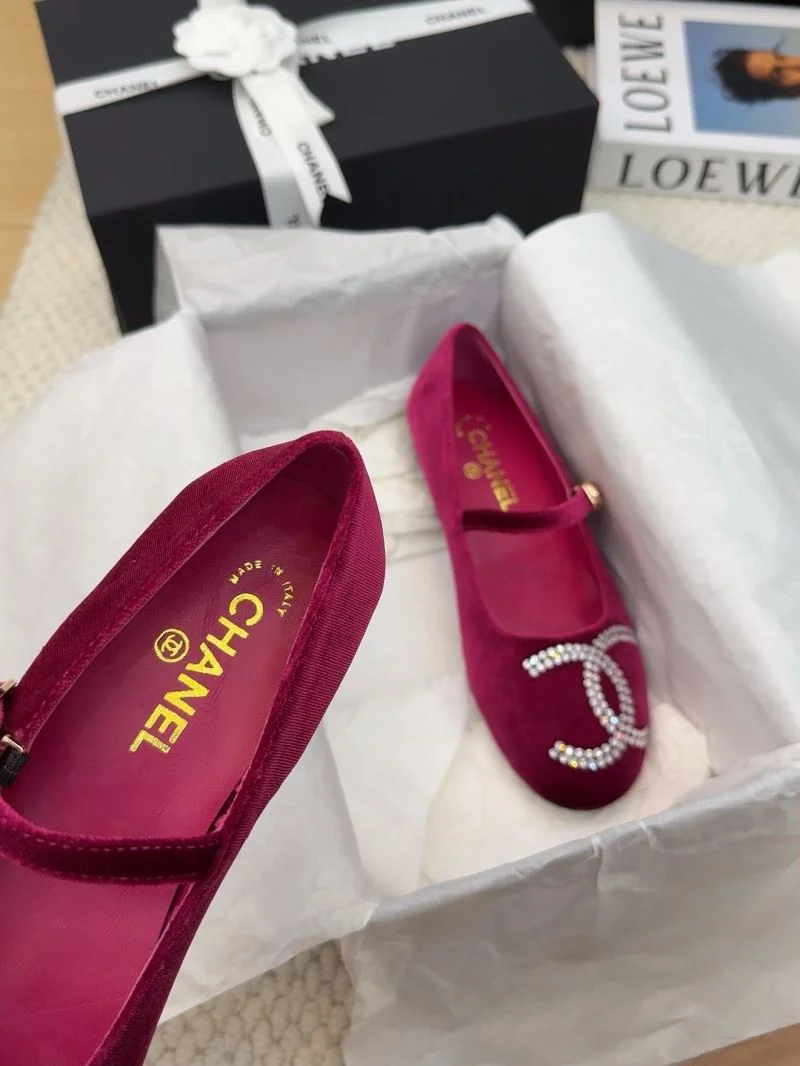 Chanel Flat Shoes Versatile 19323