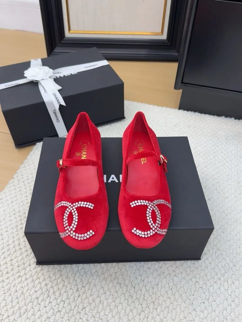 Chanel Flat Shoes TimelessDesign 19388