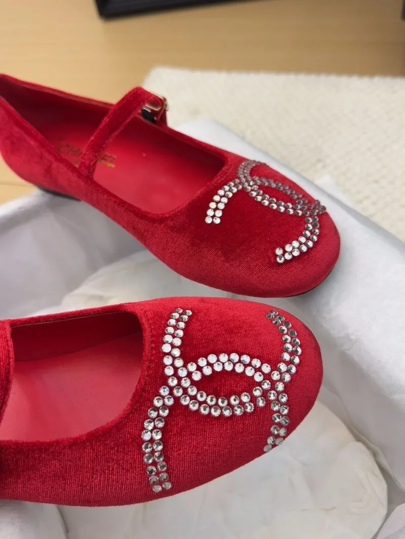 Chanel Flat Shoes TimelessDesign 19388