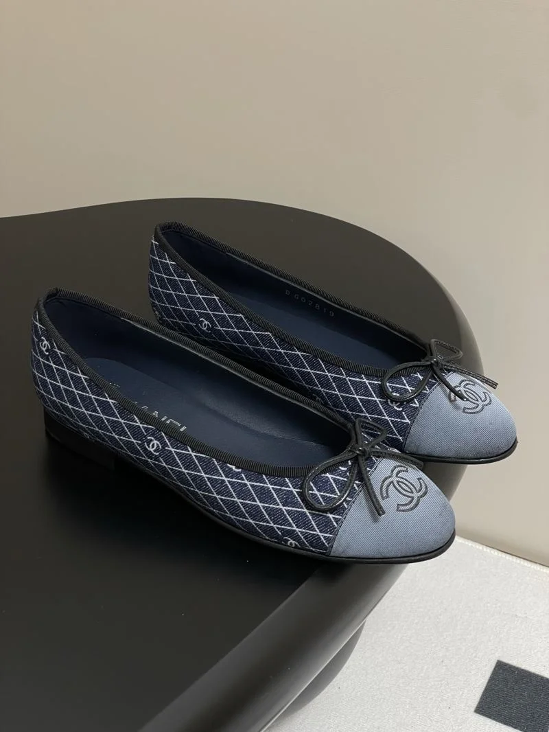 UrbanChic Chanel Flat Shoes 19312