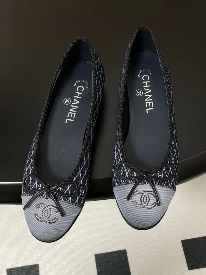 UrbanChic Chanel Flat Shoes 19312