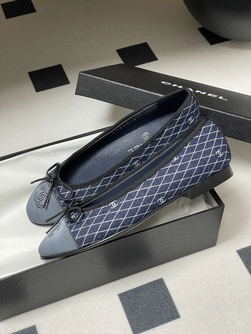 UrbanChic Chanel Flat Shoes 19312