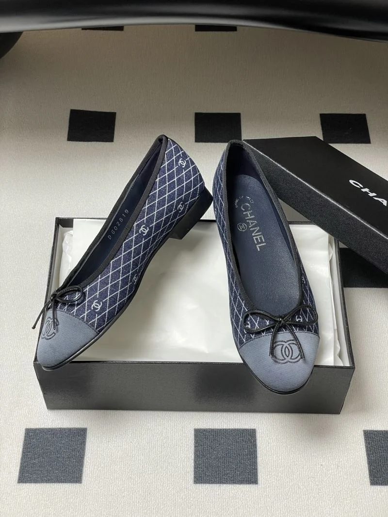 UrbanChic Chanel Flat Shoes 19312